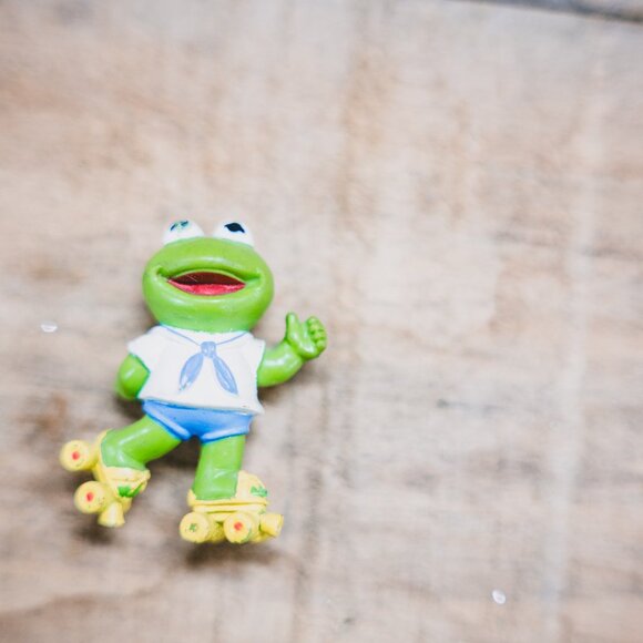 Gumby & Pokey Bendable Figures + 1986 McDonald’s Kermit the Frog on Rollerskates - Picture 4 of 6